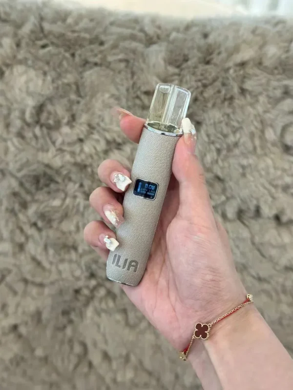 ILLA哩啞一代皮革主機 銀河灰